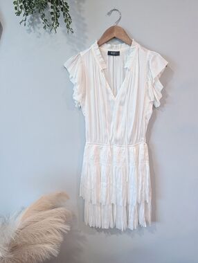 Reset White Pleated V-Neck Tiered Mini Dress Sz Small